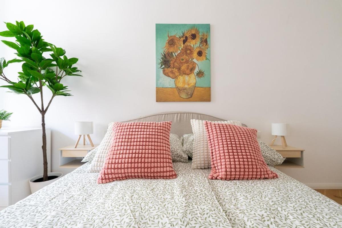 Premium With Balcony Apartment Vienna